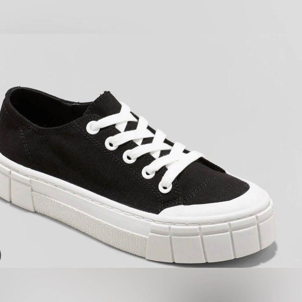 Platform Sneakers Size 7